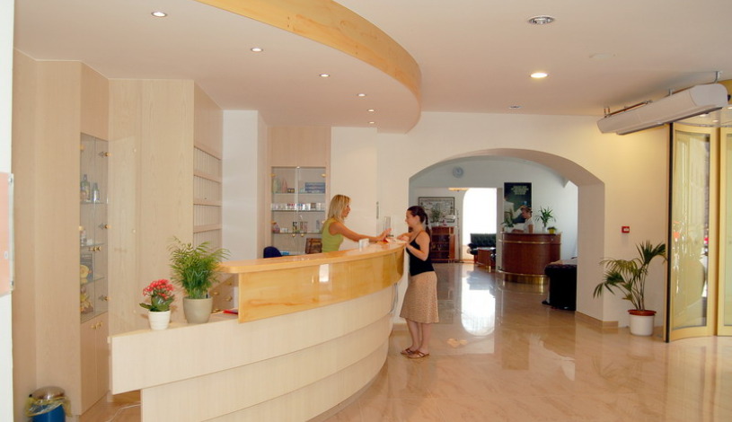 HOTEL RŮŽE Karlovy Vary